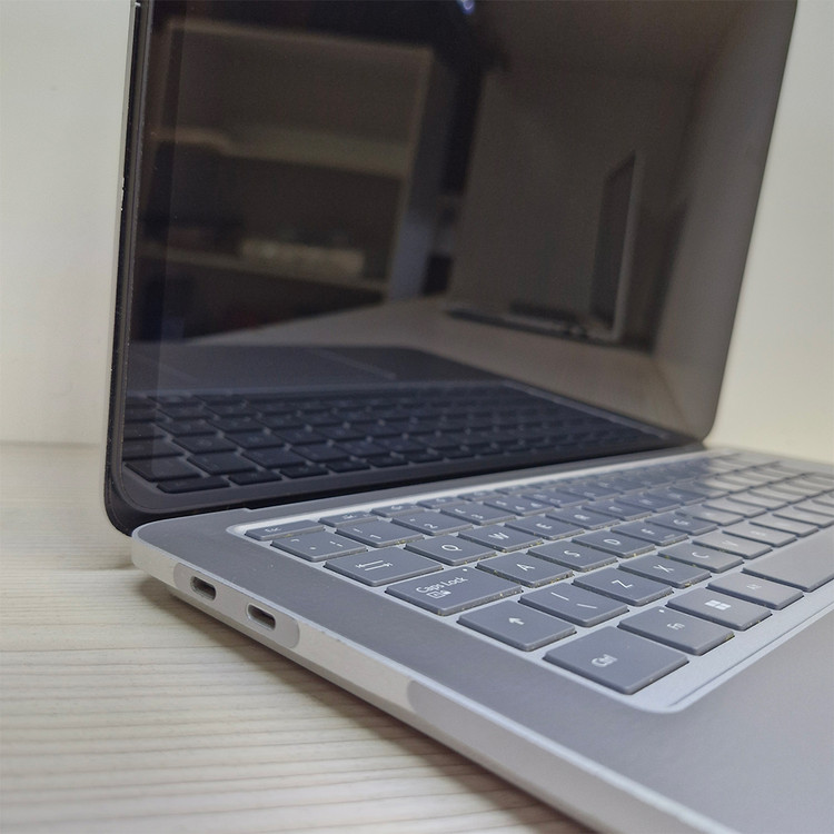 Microsoft Surface Laptop Studio - Left Side View