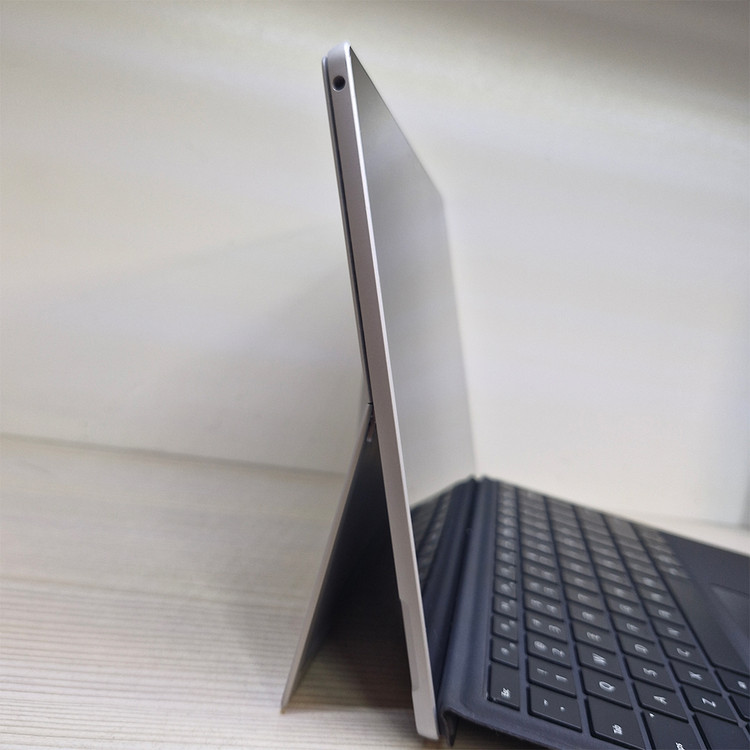 Microsoft Surface Pro 7 Plus - Left Side View